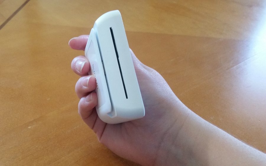 SumUp card reader top view