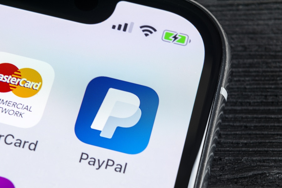 Considering A PayPal Merchant Account? Read This First
