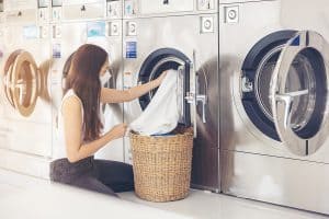 Starting a laundromat business